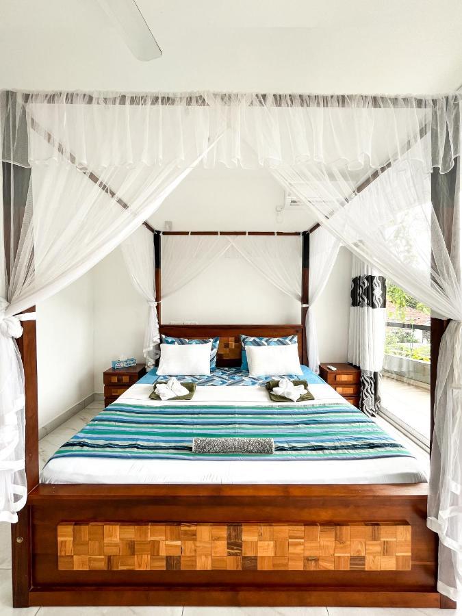 Memories Weligama Hostel Bagian luar foto